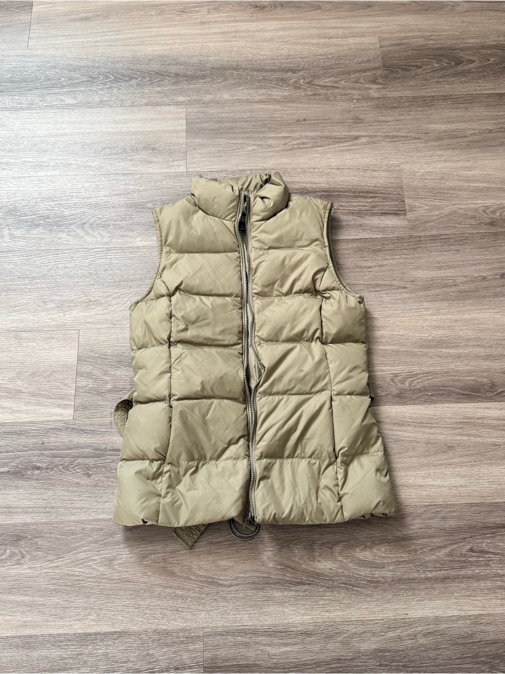 GAP Quilted Puffer Vest in Tan